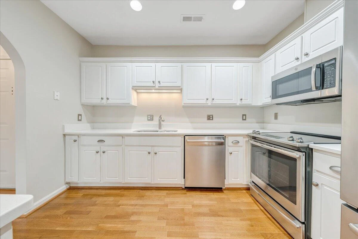 4448 Pheasant Ridge RD #404 - Photo 11