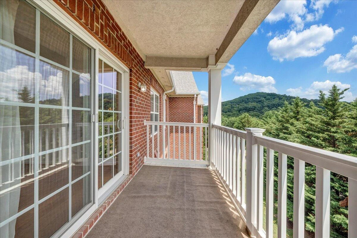 4448 Pheasant Ridge RD #404 - Photo 16