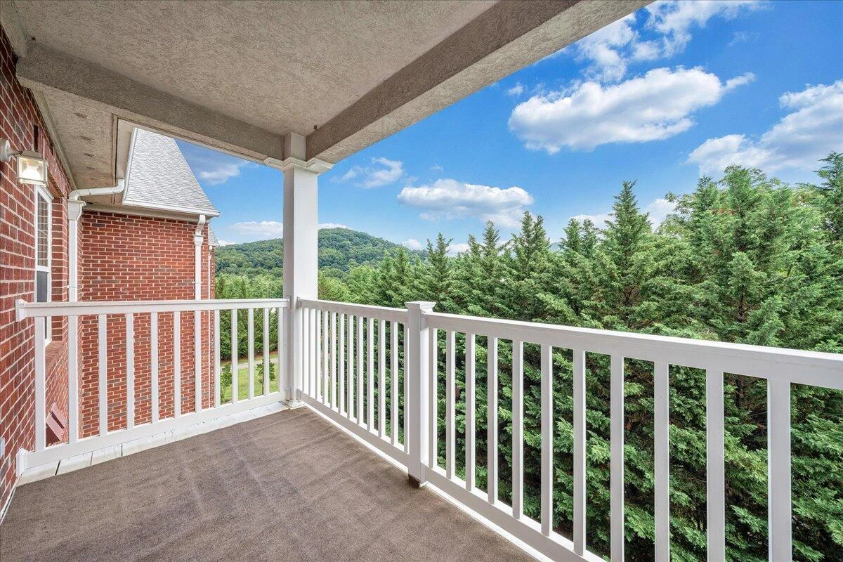 4448 Pheasant Ridge RD #404 - Photo 20