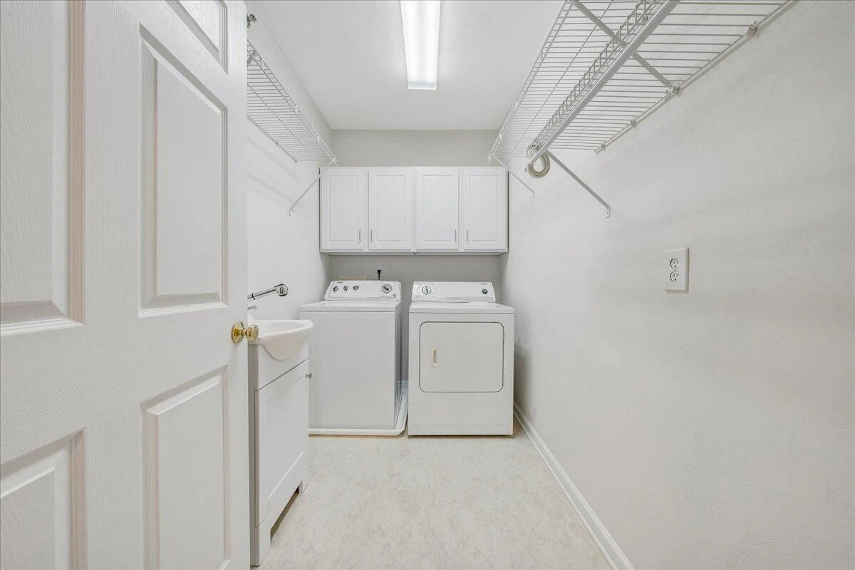4448 Pheasant Ridge RD #404 - Photo 21