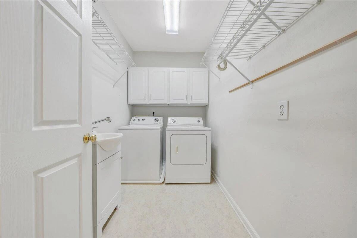 4448 Pheasant Ridge RD #404 - Photo 30