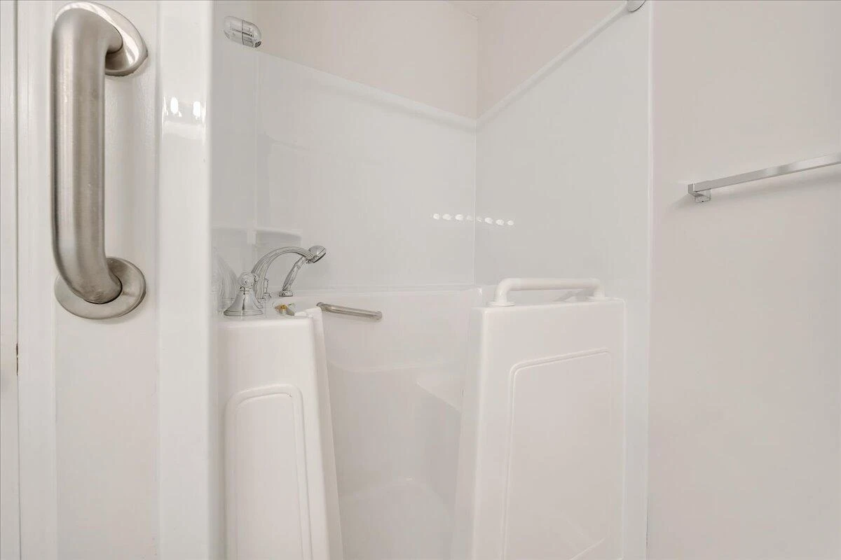 4448 Pheasant Ridge RD #404 - Photo 35