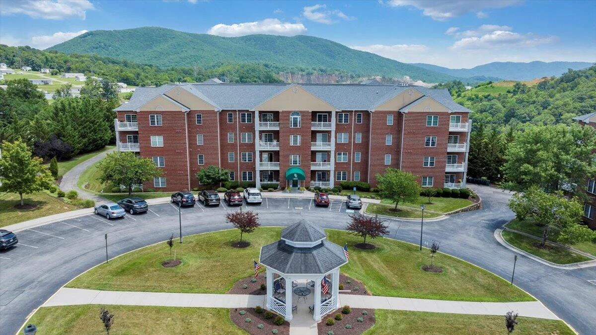 4448 Pheasant Ridge RD #404 - Photo 45