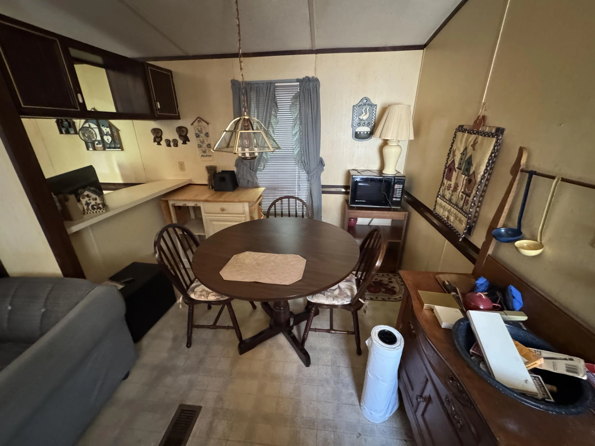 1397 Woodcroft DR - Photo 9