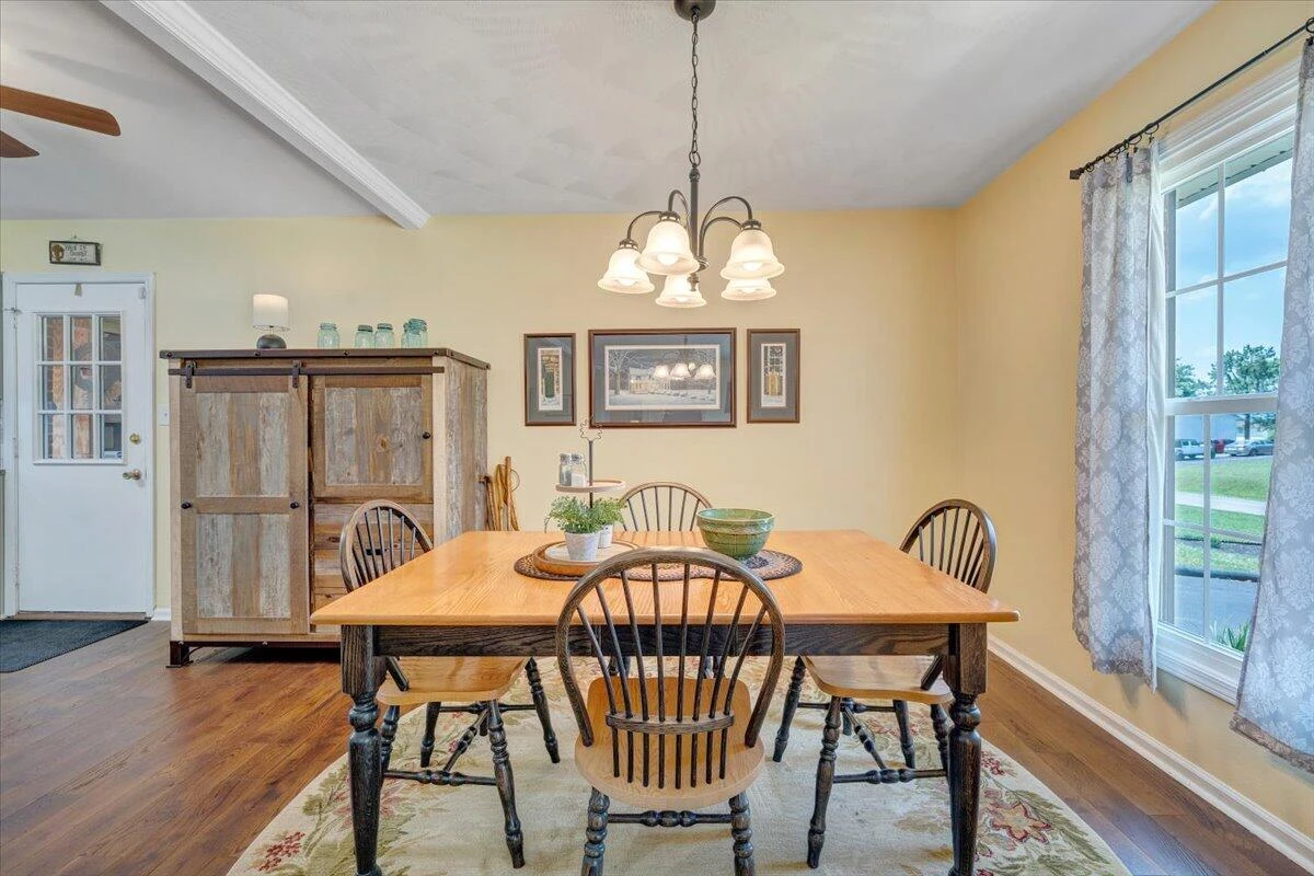 136 Grimes ST - Photo 13