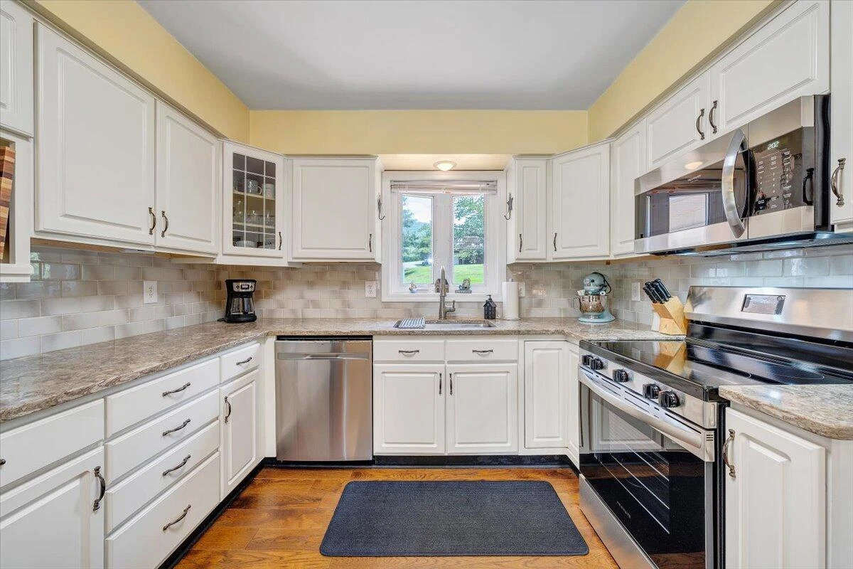 136 Grimes ST - Photo 19