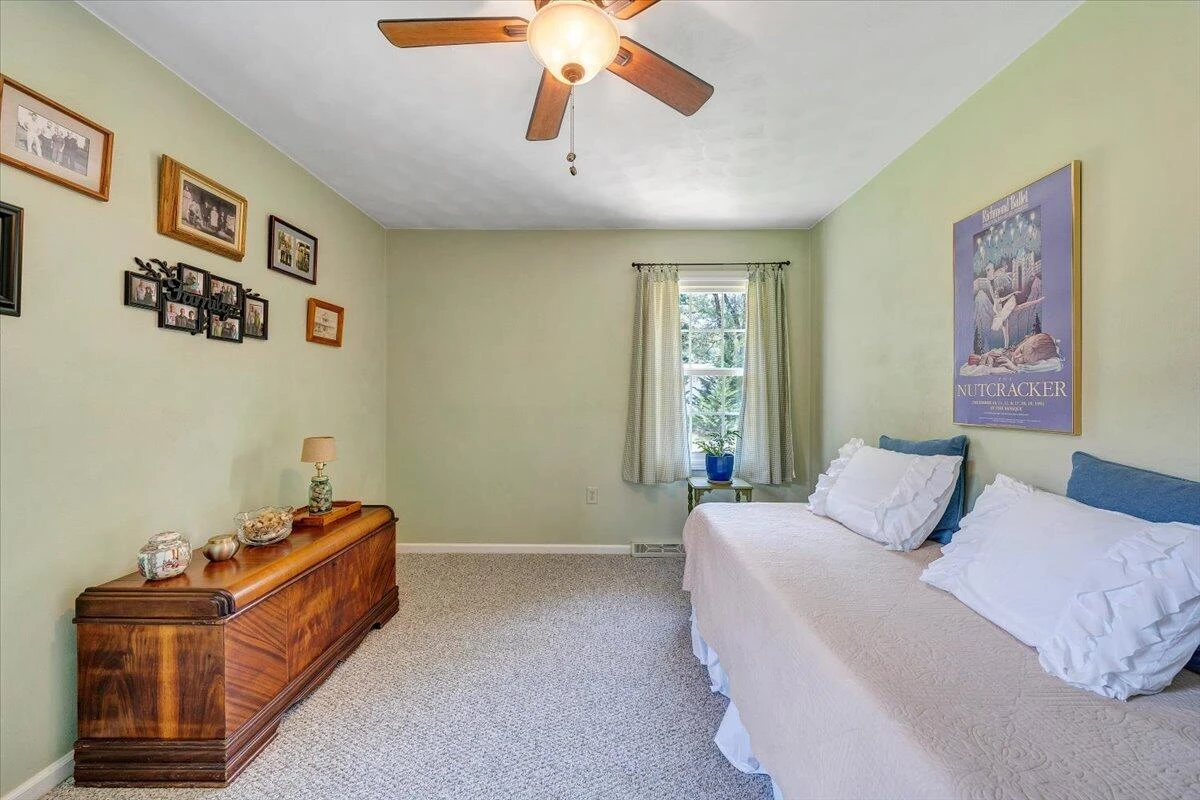 136 Grimes ST - Photo 31