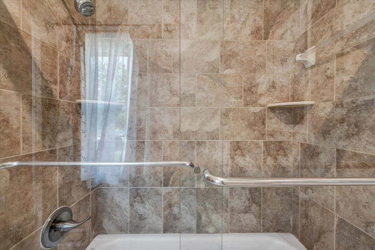 136 Grimes ST - Photo 35