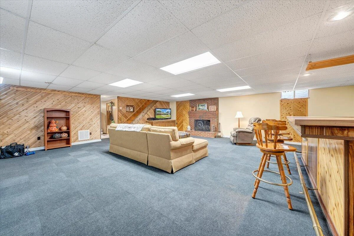 136 Grimes ST - Photo 39
