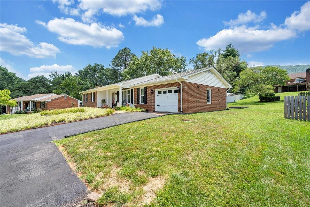 136 Grimes ST - Photo 58