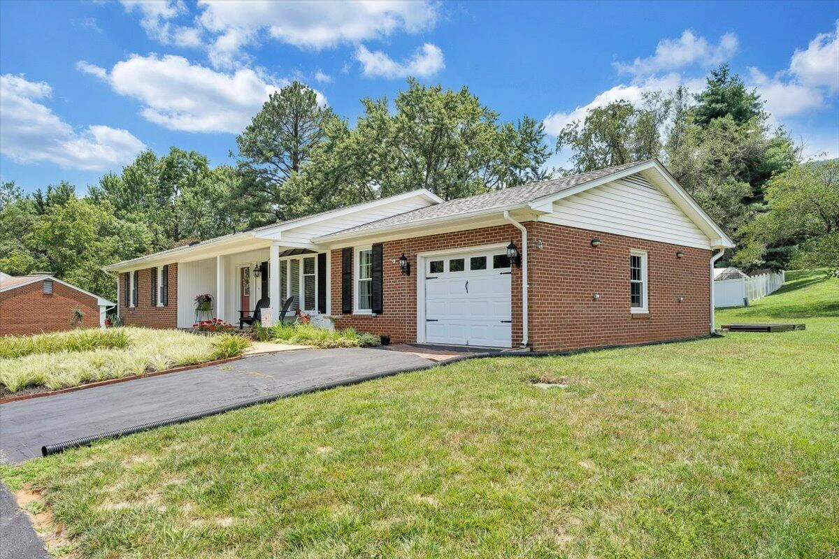 136 Grimes ST - Photo 59