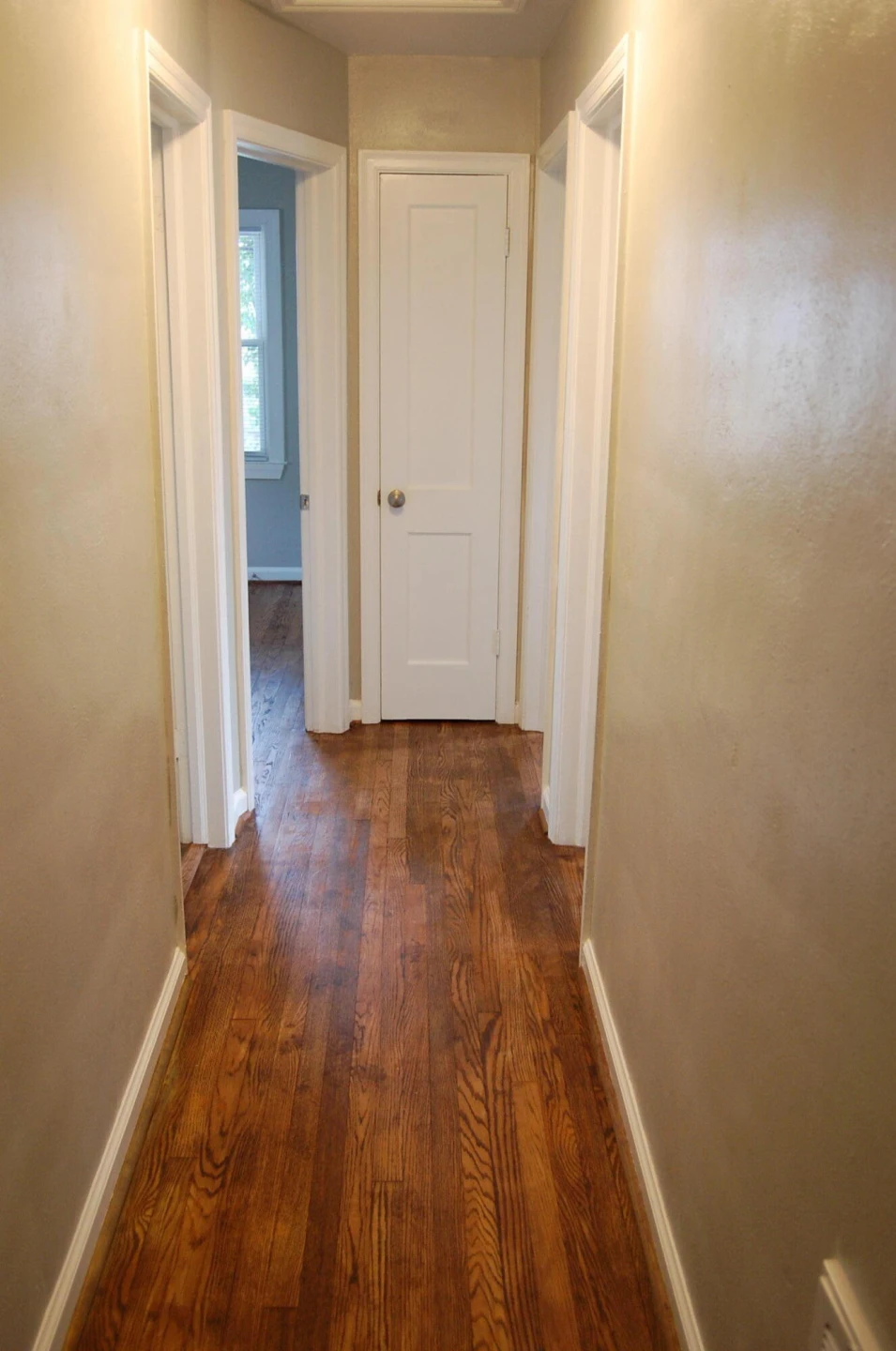 2527 Sanford AVE SW - Photo 7