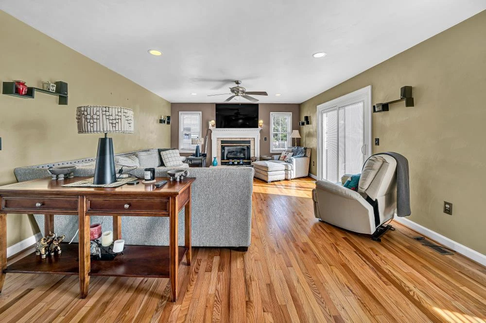 1744 High Gate LN - Photo 20