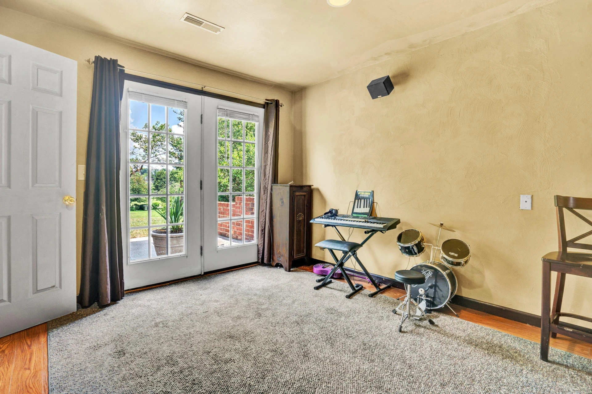 1744 High Gate LN - Photo 36
