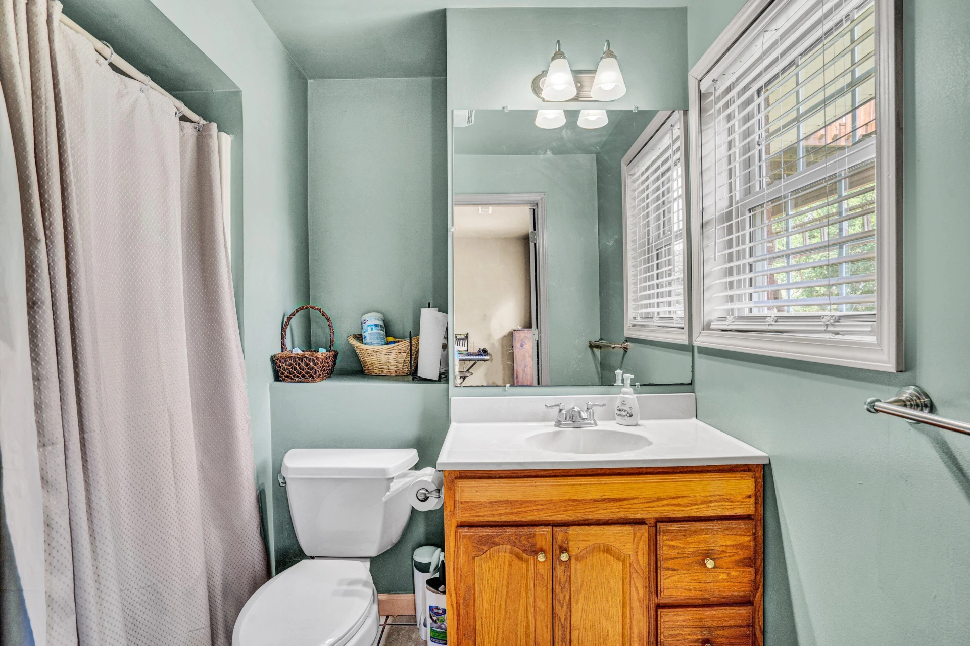 1744 High Gate LN - Photo 38