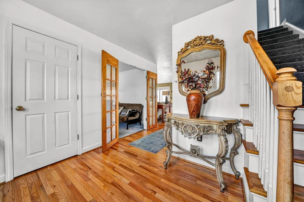 1744 High Gate LN - Photo 9