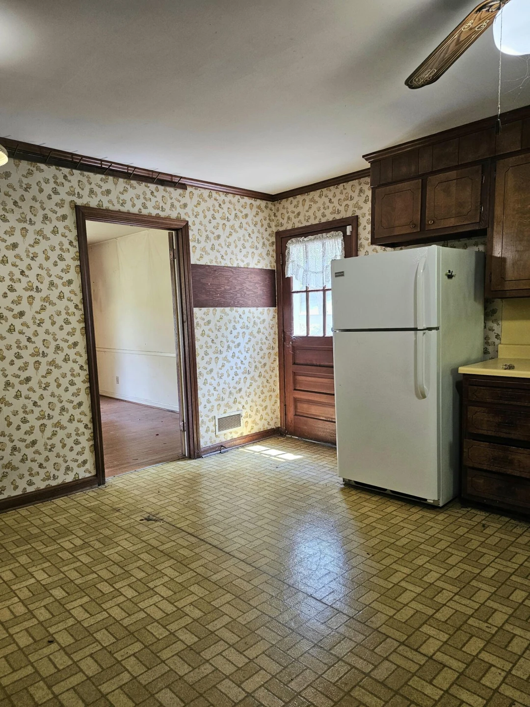 1018 Morningside LN - Photo 10