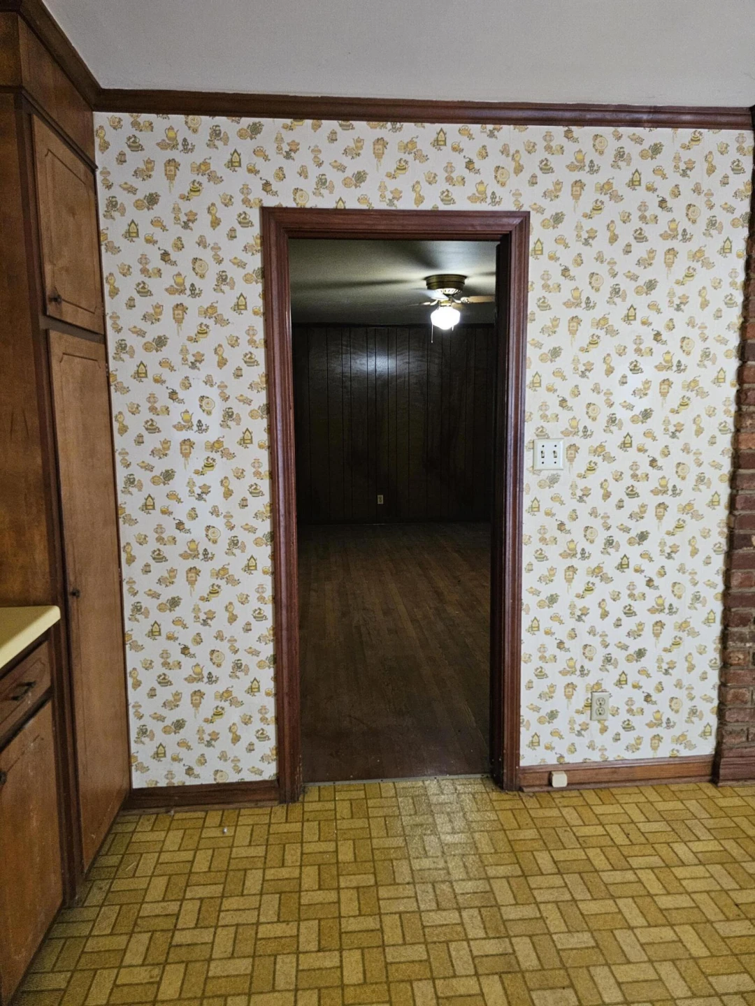 1018 Morningside LN - Photo 13