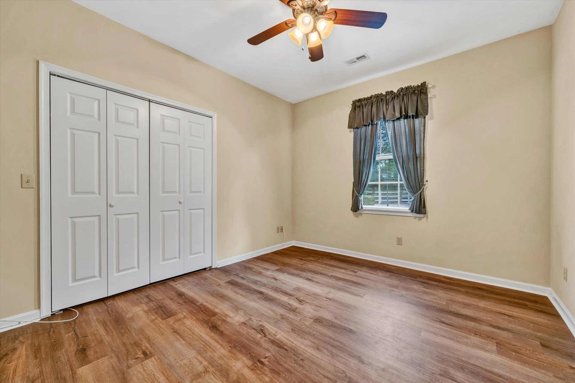 4828 Hardy RD - Photo 20