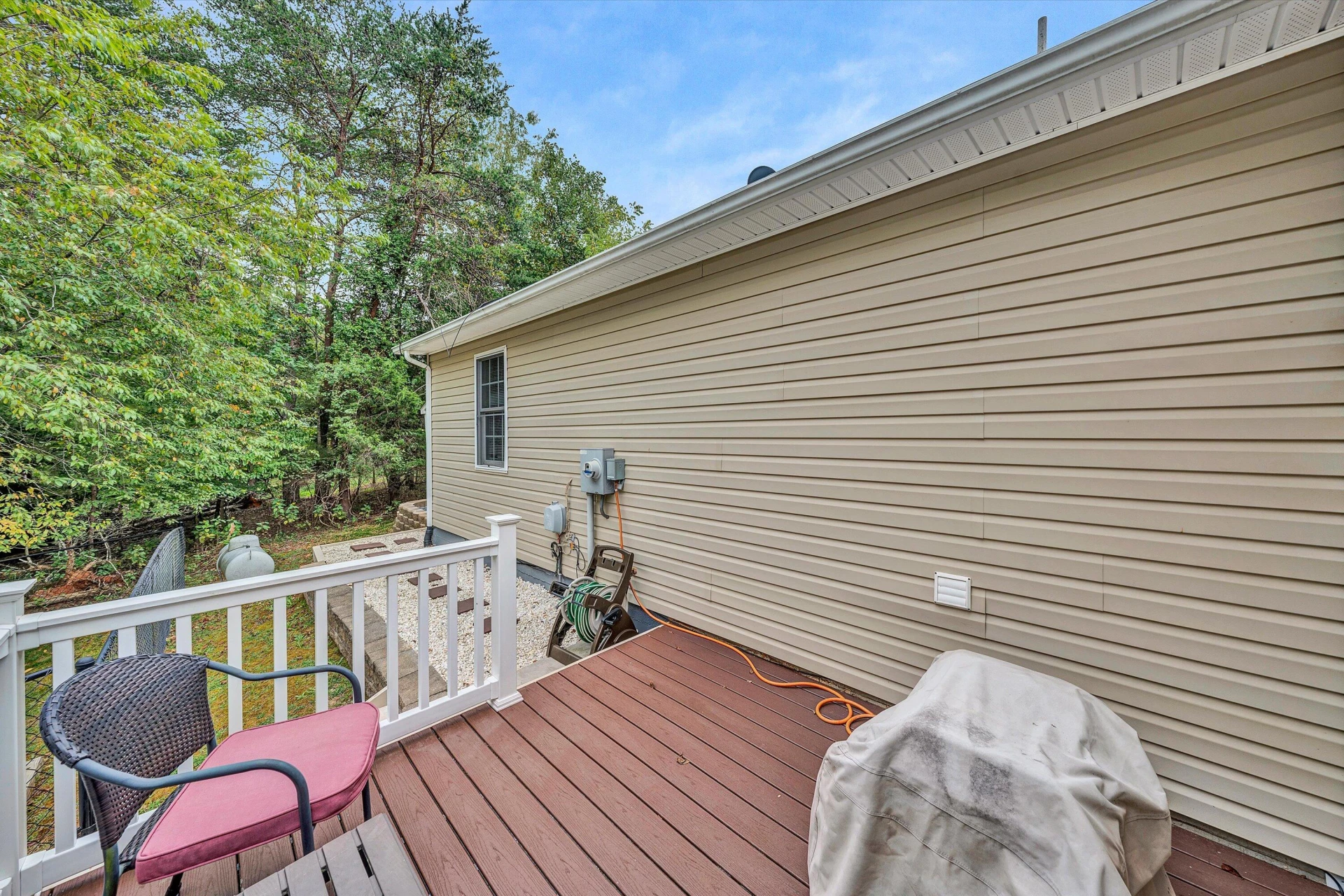4828 Hardy RD - Photo 28