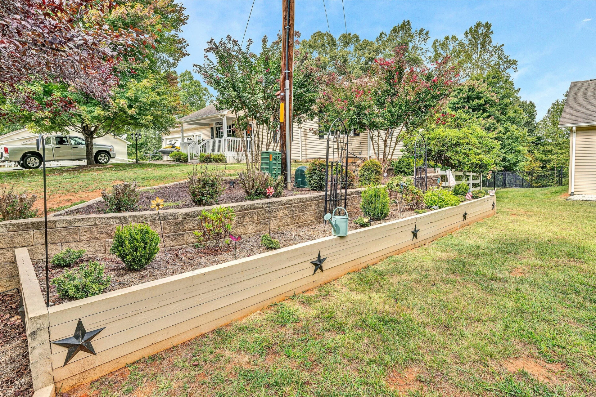 4828 Hardy RD - Photo 40