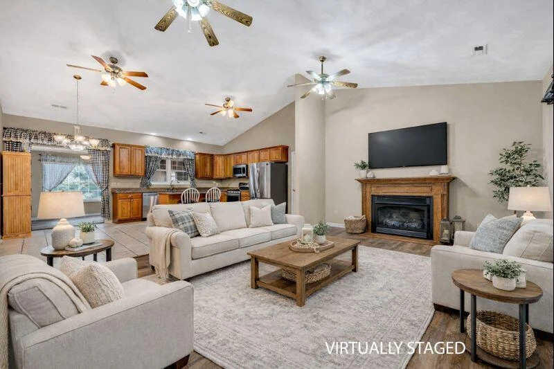 4828 Hardy RD - Photo 7