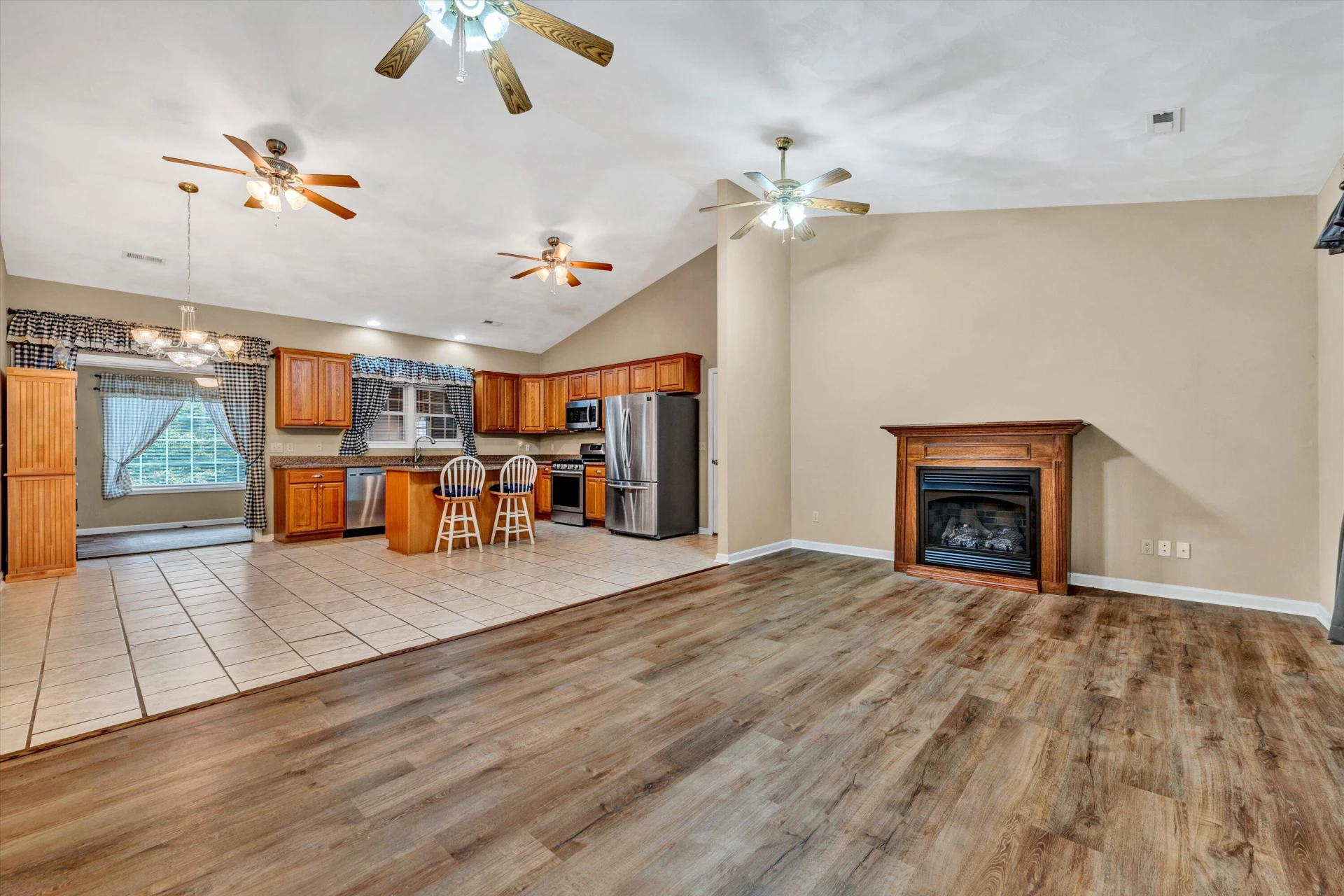 4828 Hardy RD - Photo 8