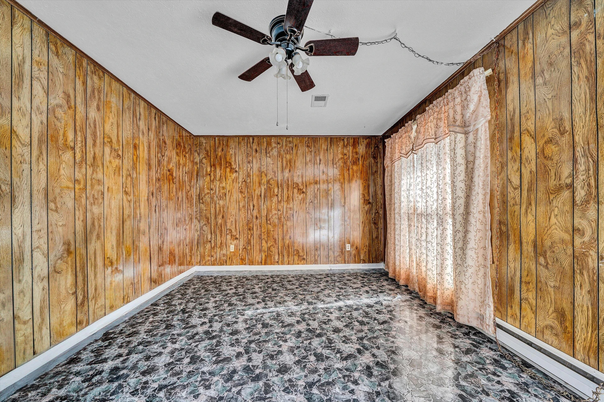 1130 DEEPWOODS RD - Photo 11