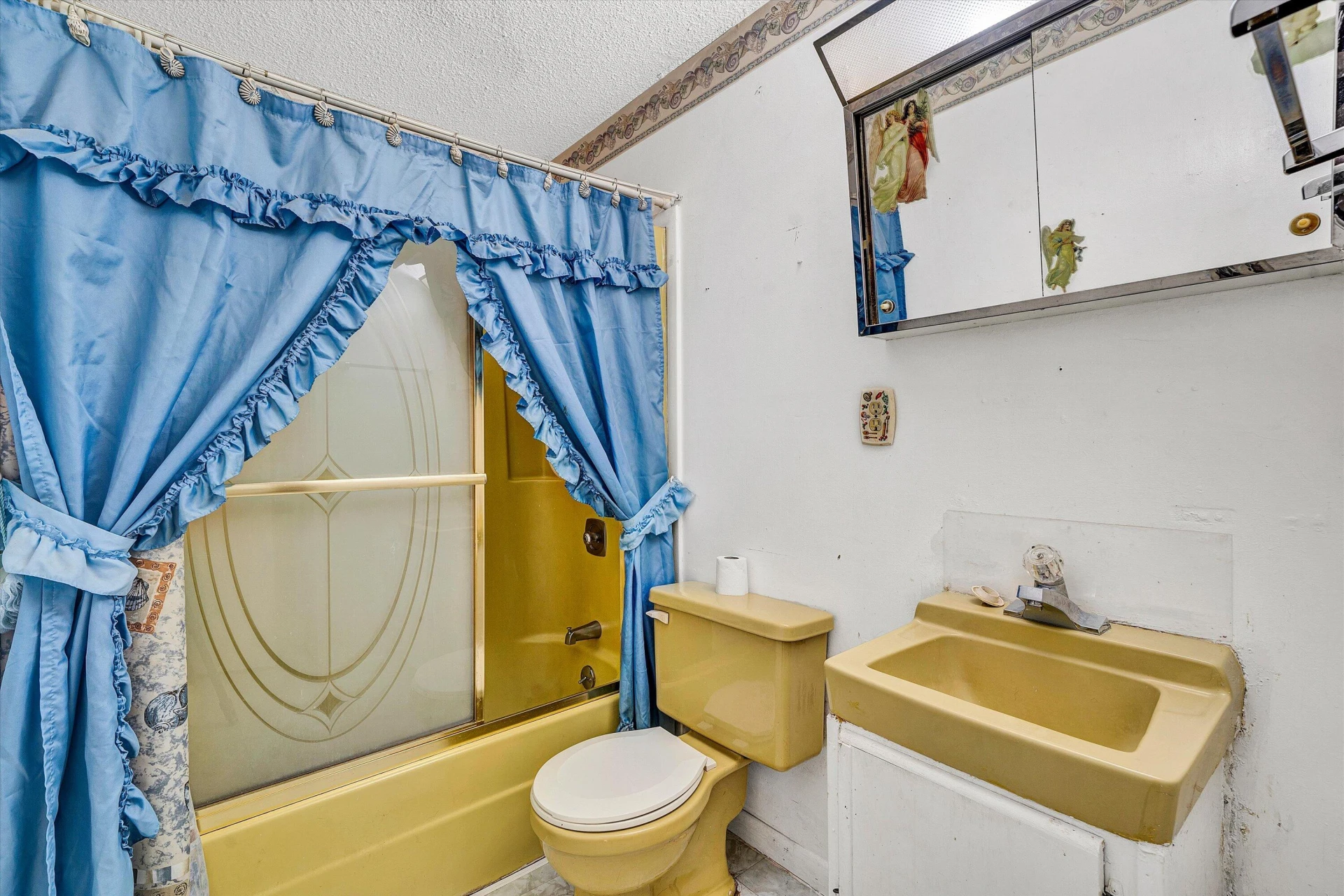 1130 DEEPWOODS RD - Photo 15
