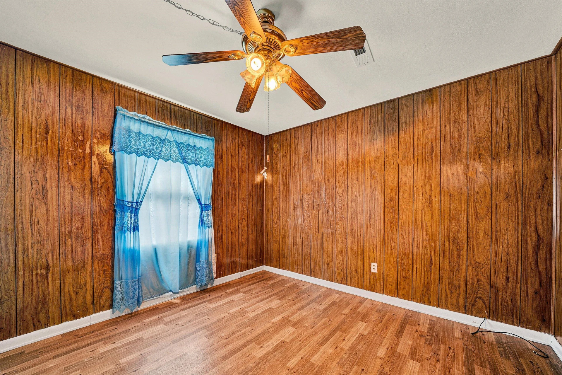1130 DEEPWOODS RD - Photo 17