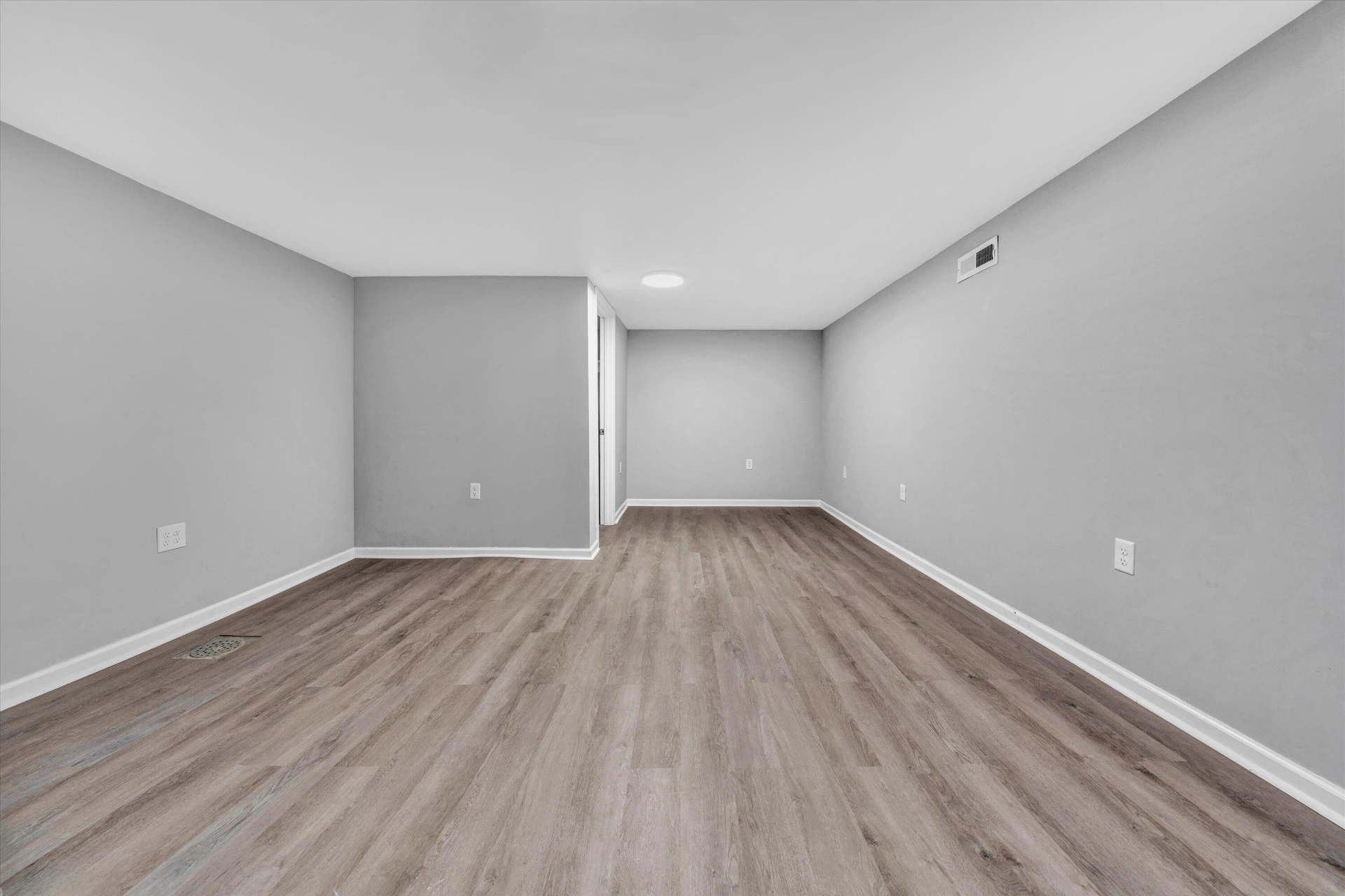1923 Brandon AVE SW - Photo 17