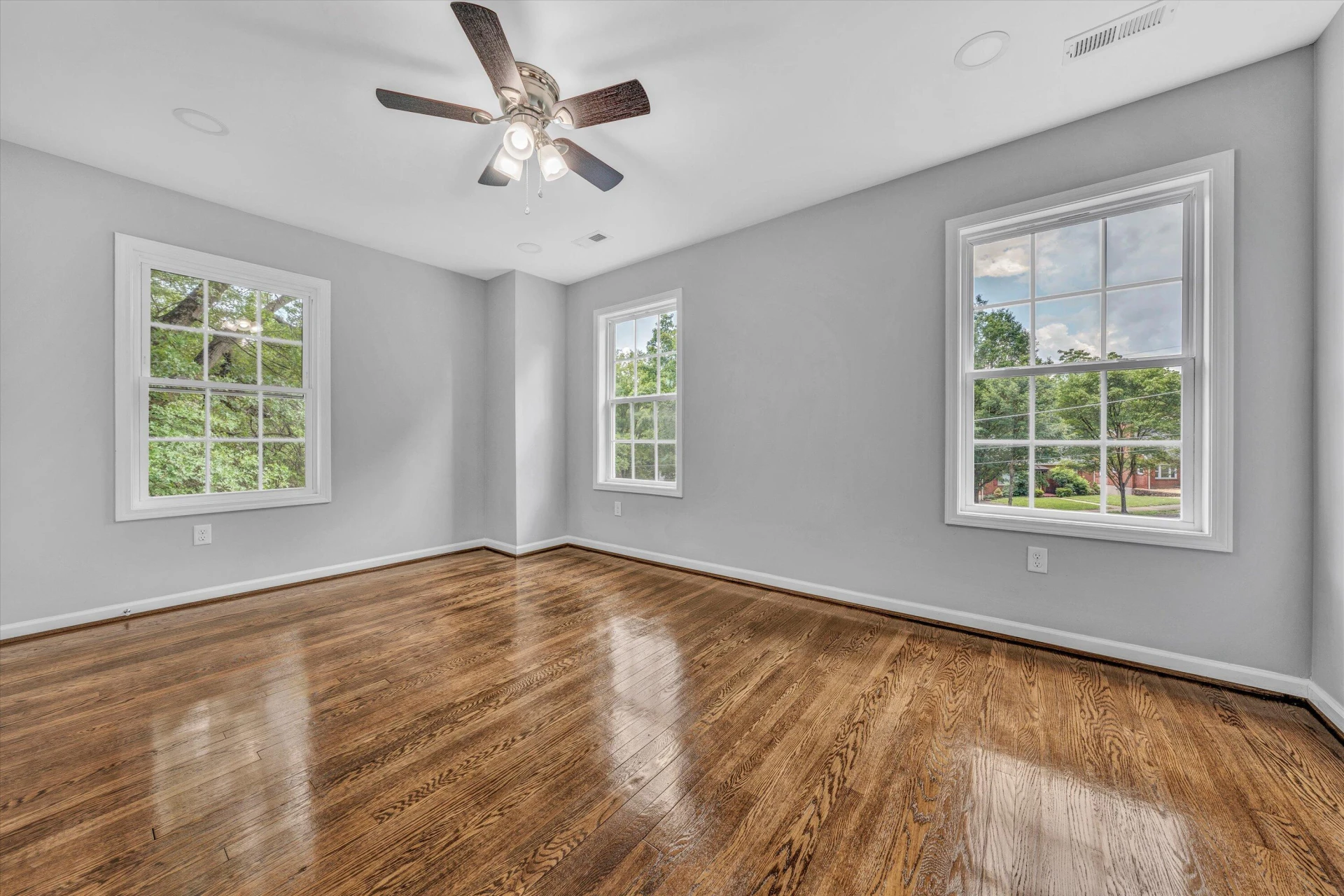1923 Brandon AVE SW - Photo 21
