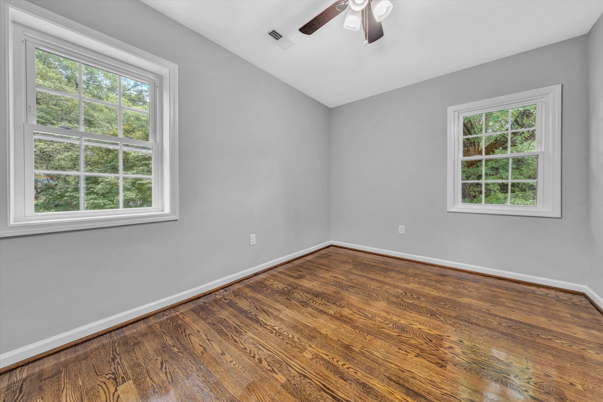 1923 Brandon AVE SW - Photo 24