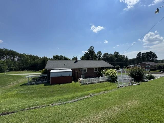 1044 Stoney Mountain RD - Photo 10