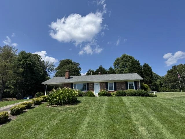 1044 Stoney Mountain RD - Photo 2
