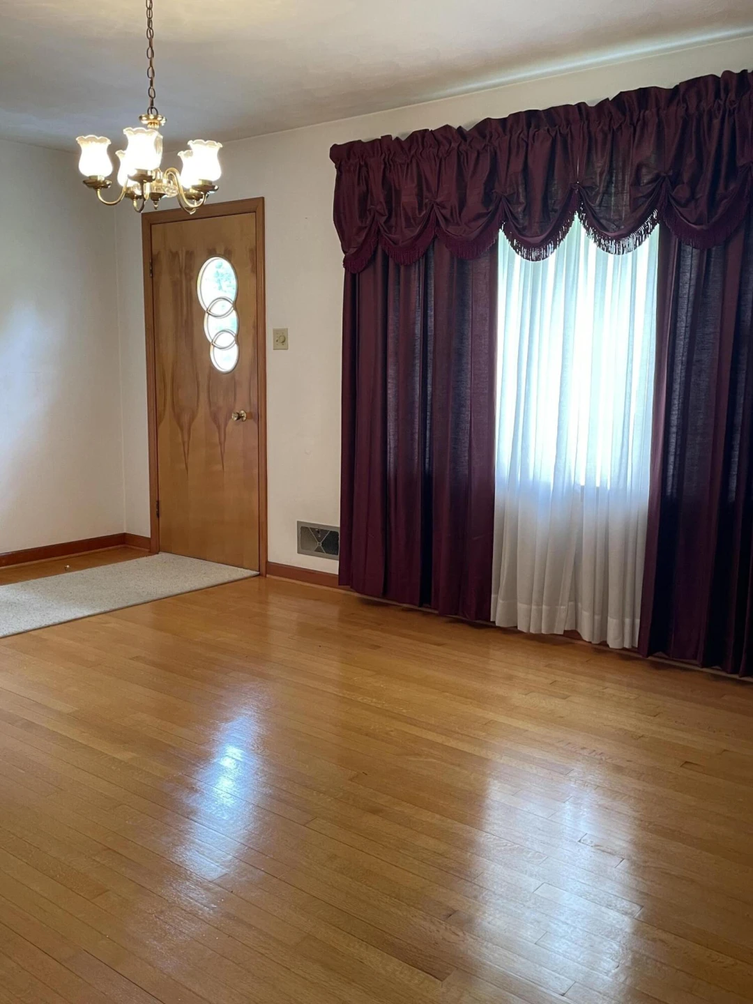 1156 Rosemont LN - Photo 10