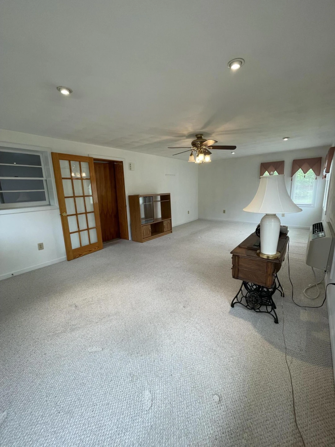 1156 Rosemont LN - Photo 22