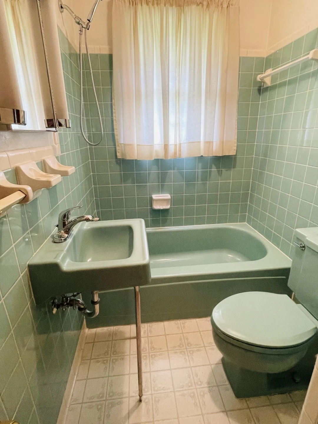 1156 Rosemont LN - Photo 23