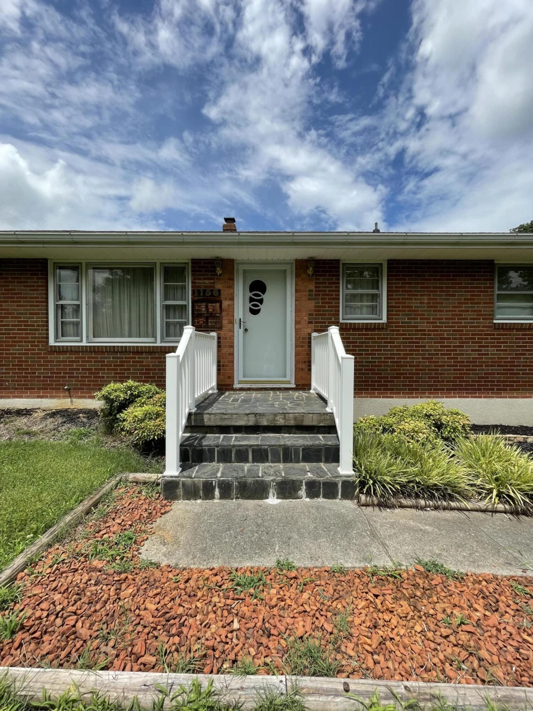 1156 Rosemont LN - Photo 38