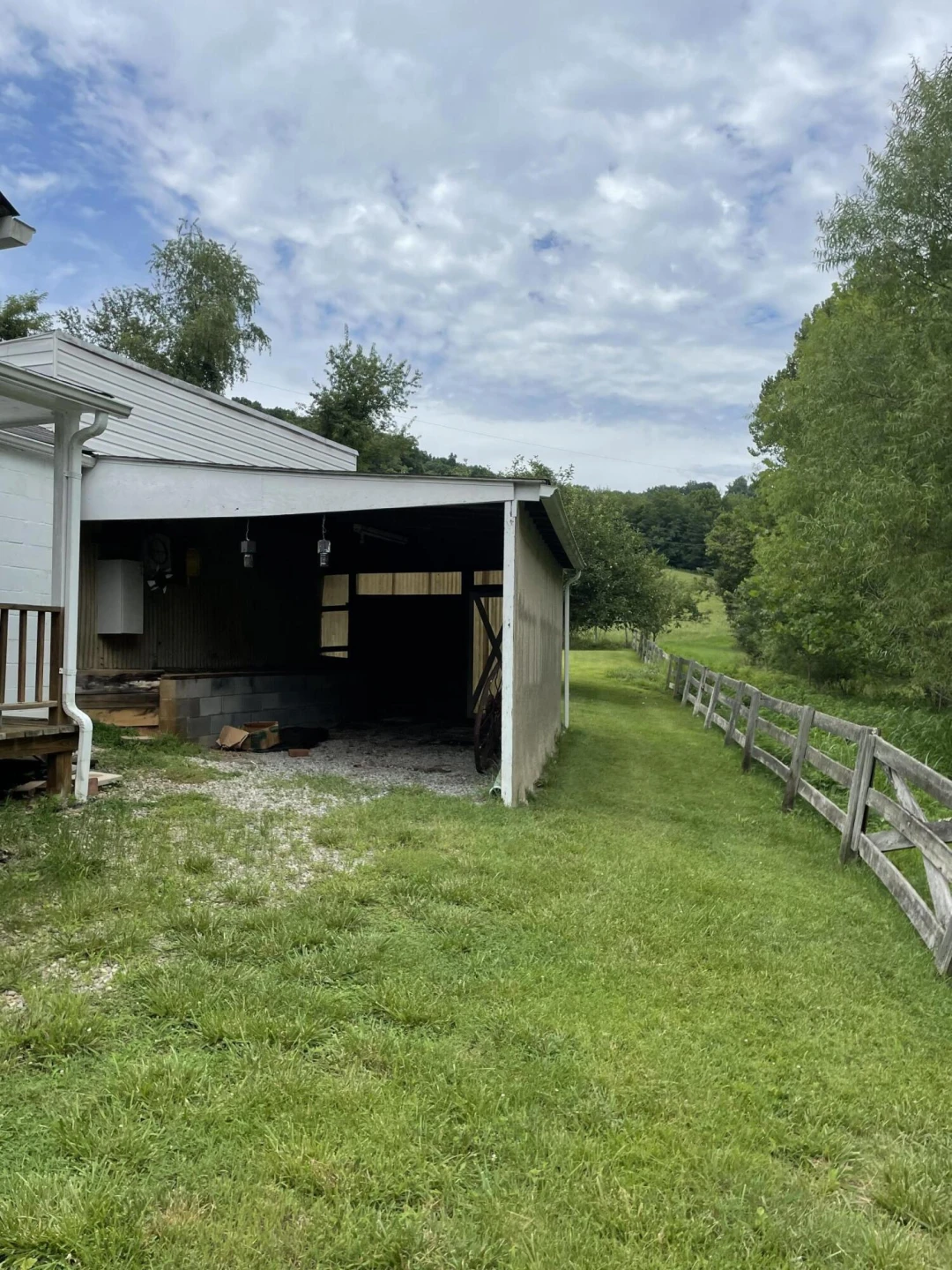 1156 Rosemont LN - Photo 45