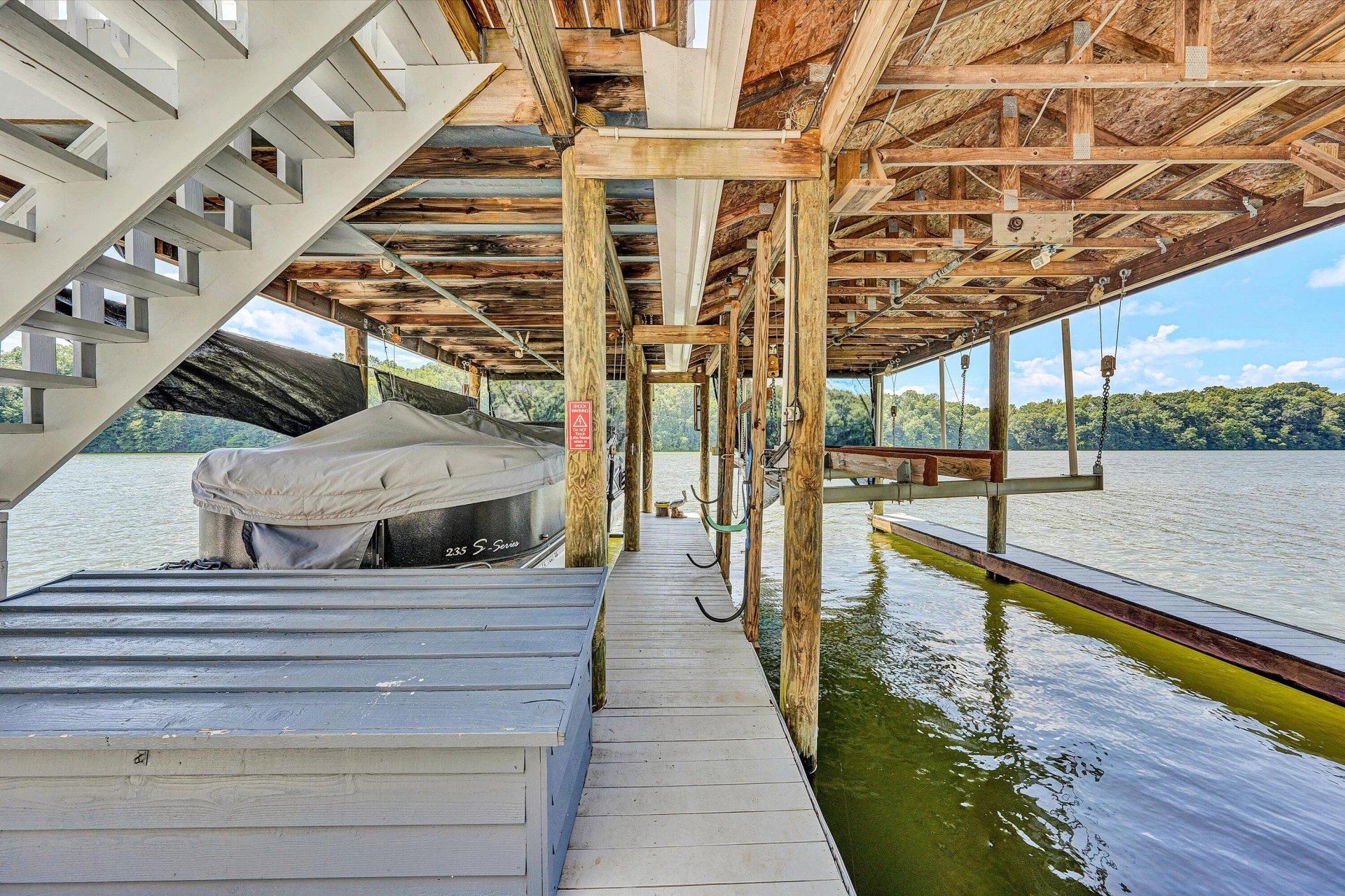 242 Beech DR - Photo 104