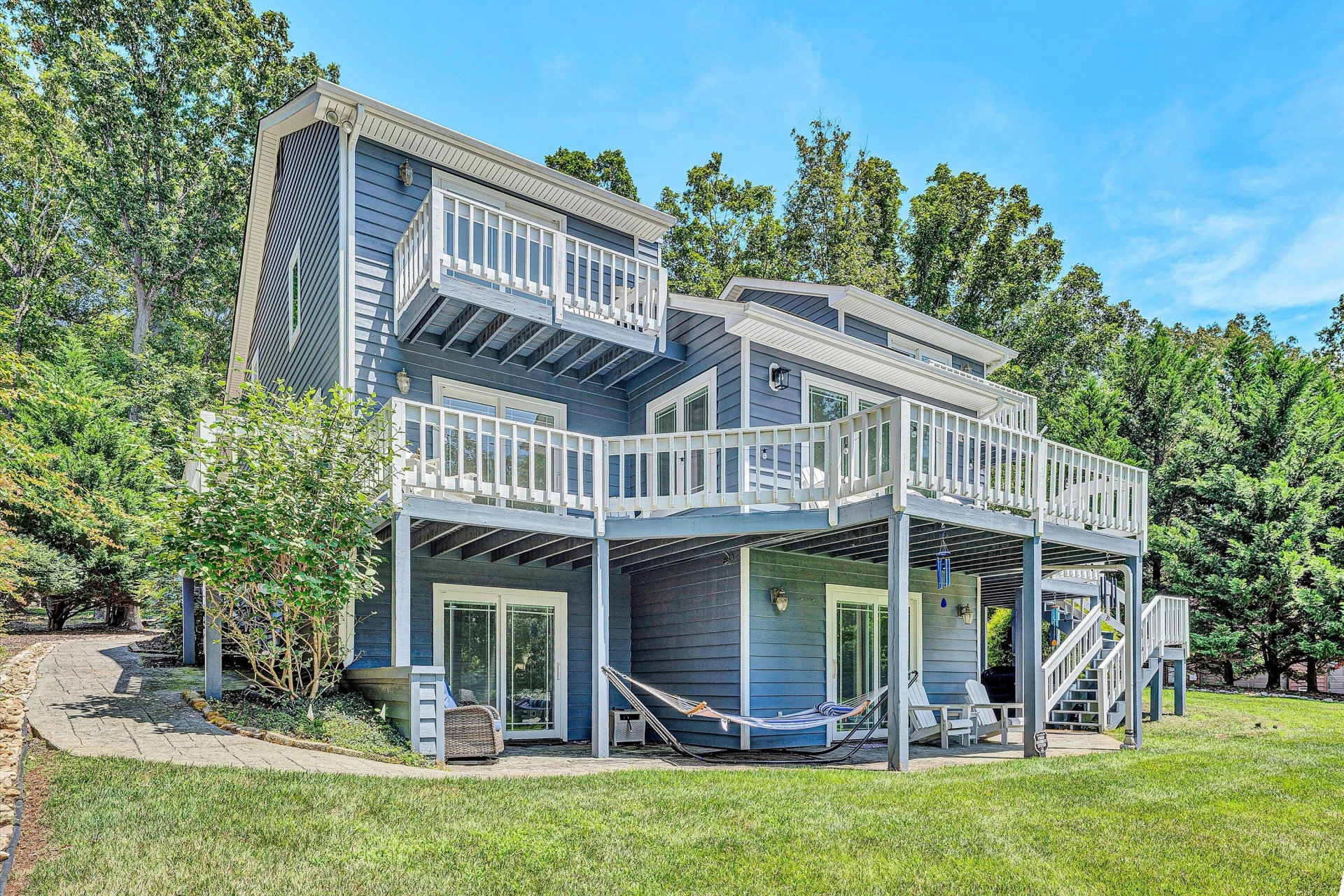 242 Beech DR - Photo 11