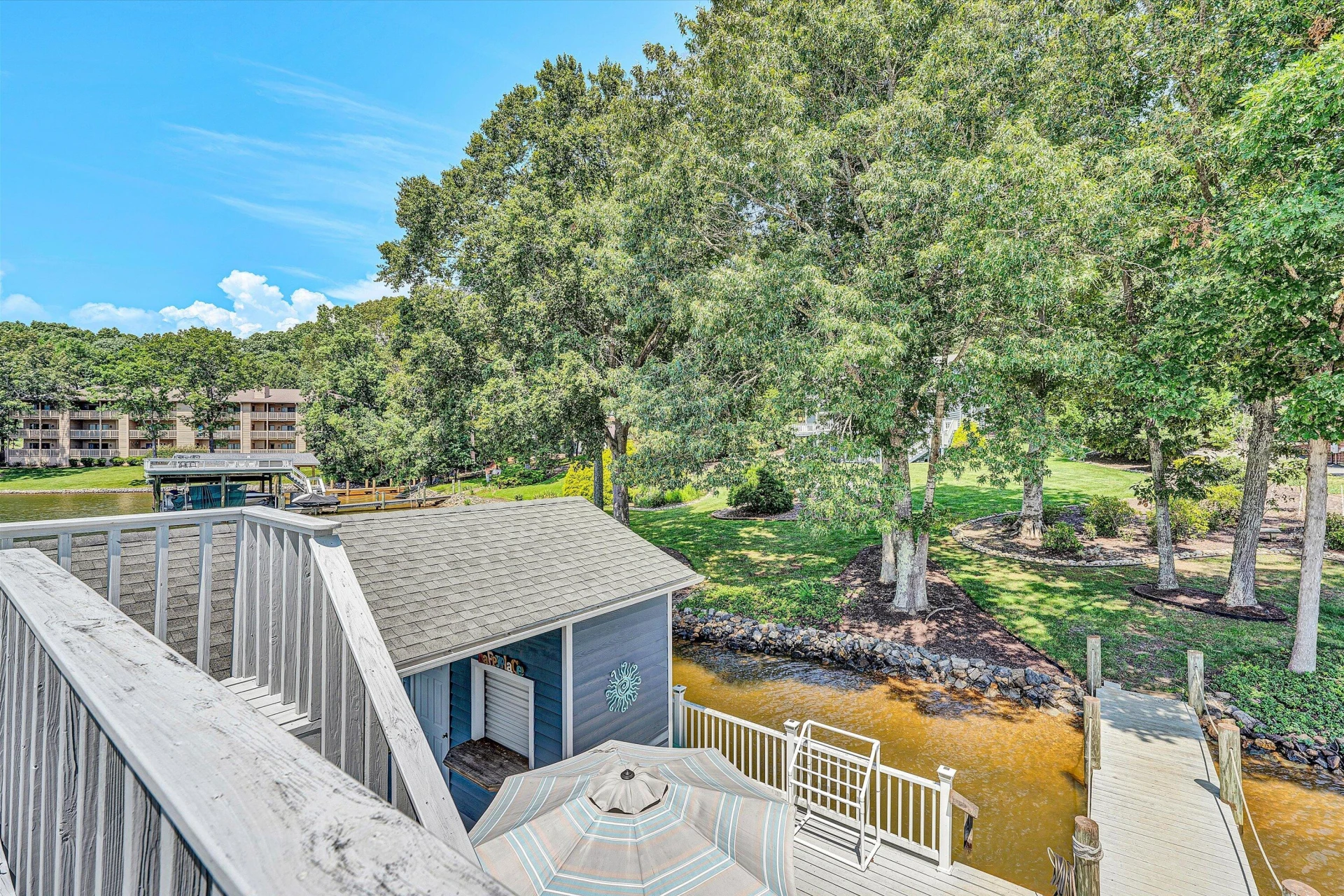 242 Beech DR - Photo 112