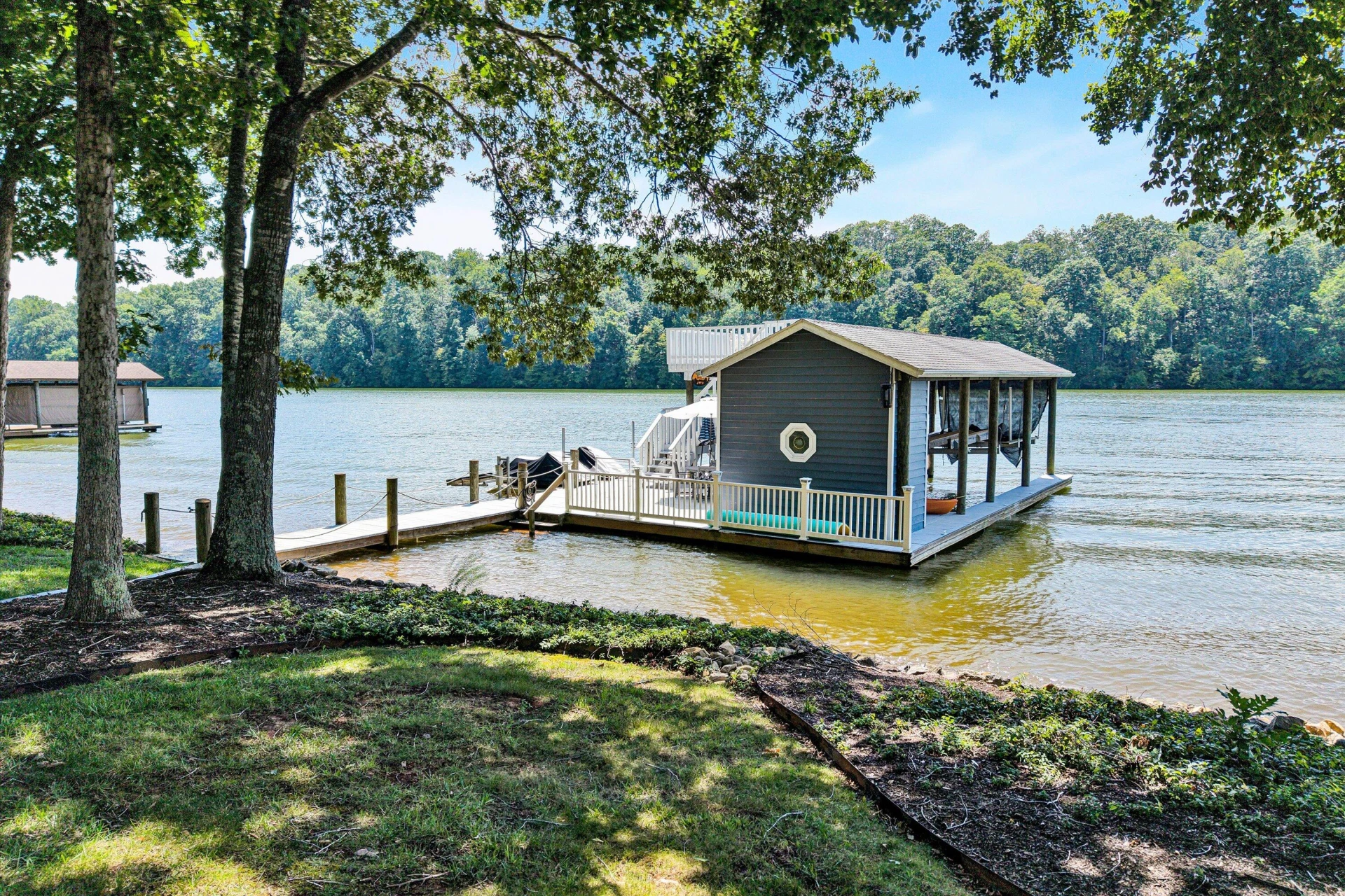 242 Beech DR - Photo 13