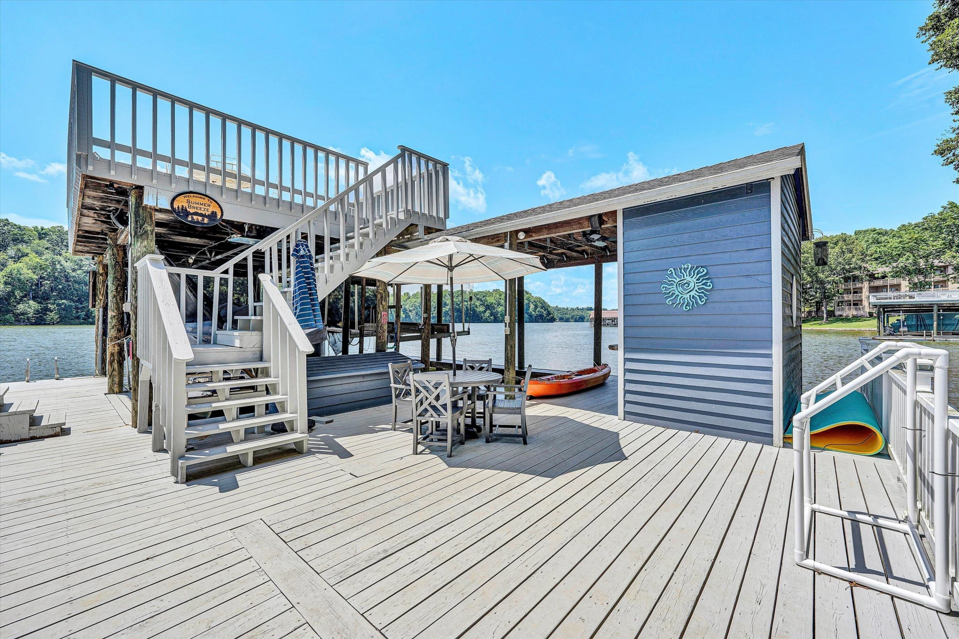 242 Beech DR - Photo 14