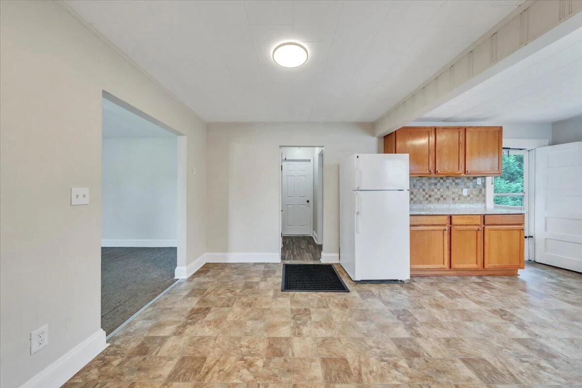 5024 MORWANDA ST NW - Photo 14