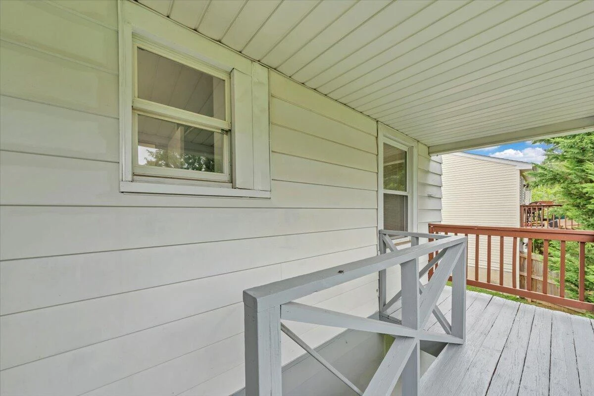 5024 MORWANDA ST NW - Photo 22