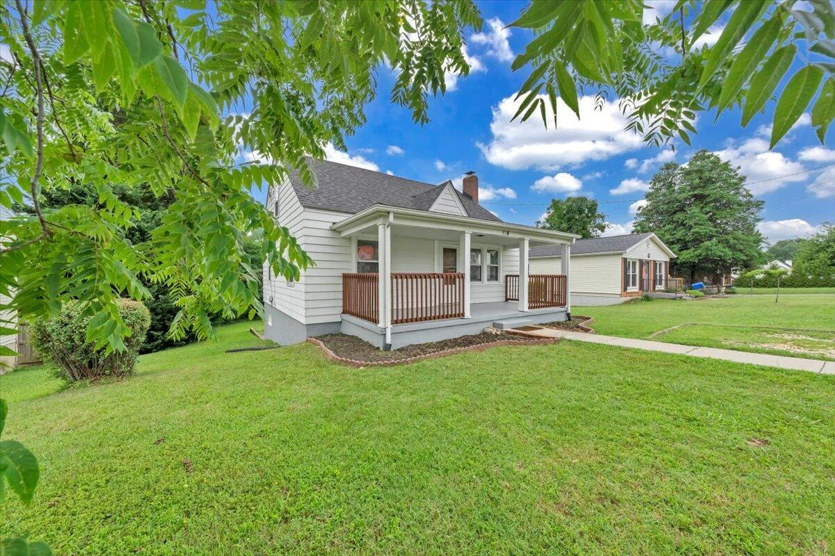 5024 MORWANDA ST NW - Photo 31