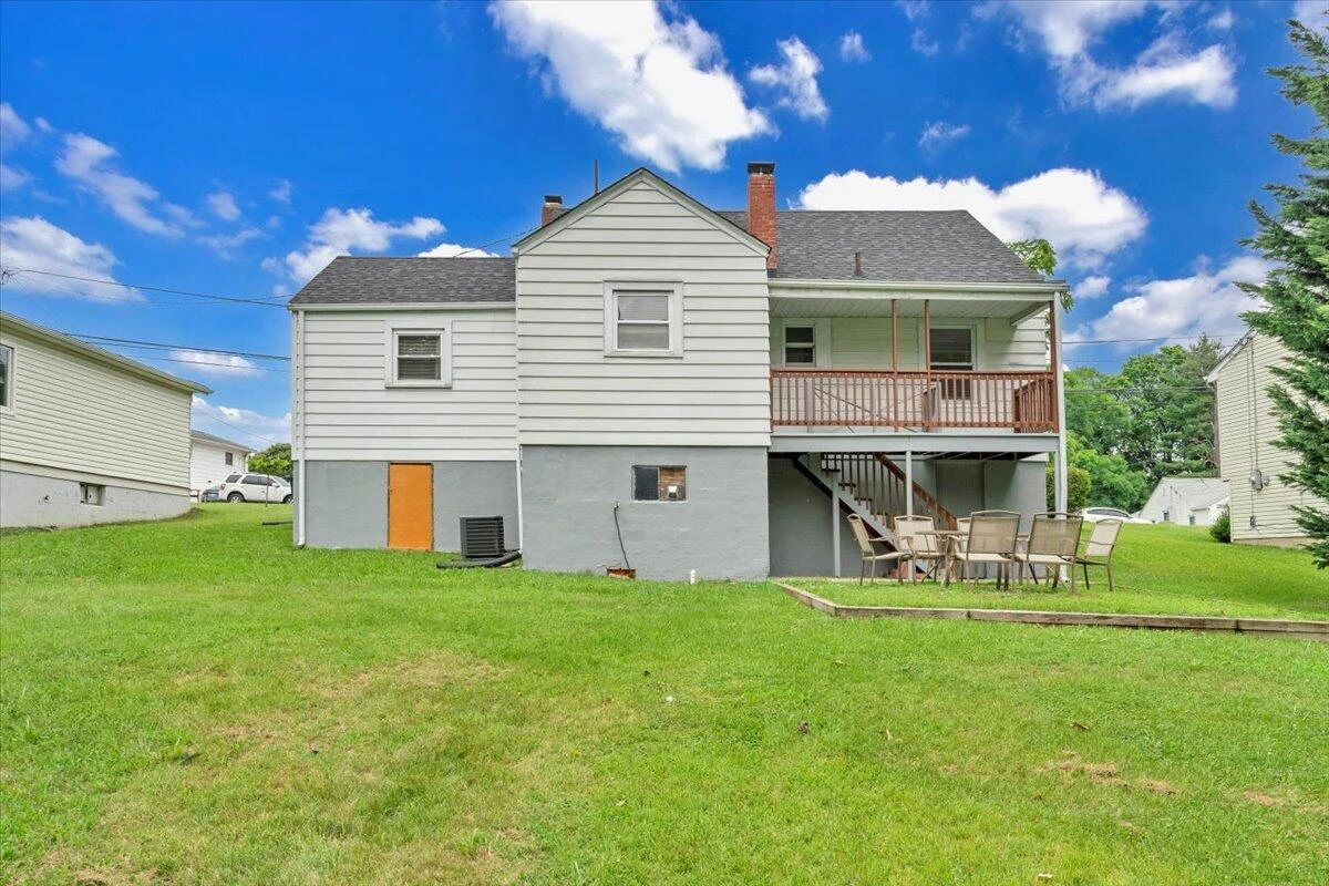 5024 MORWANDA ST NW - Photo 35