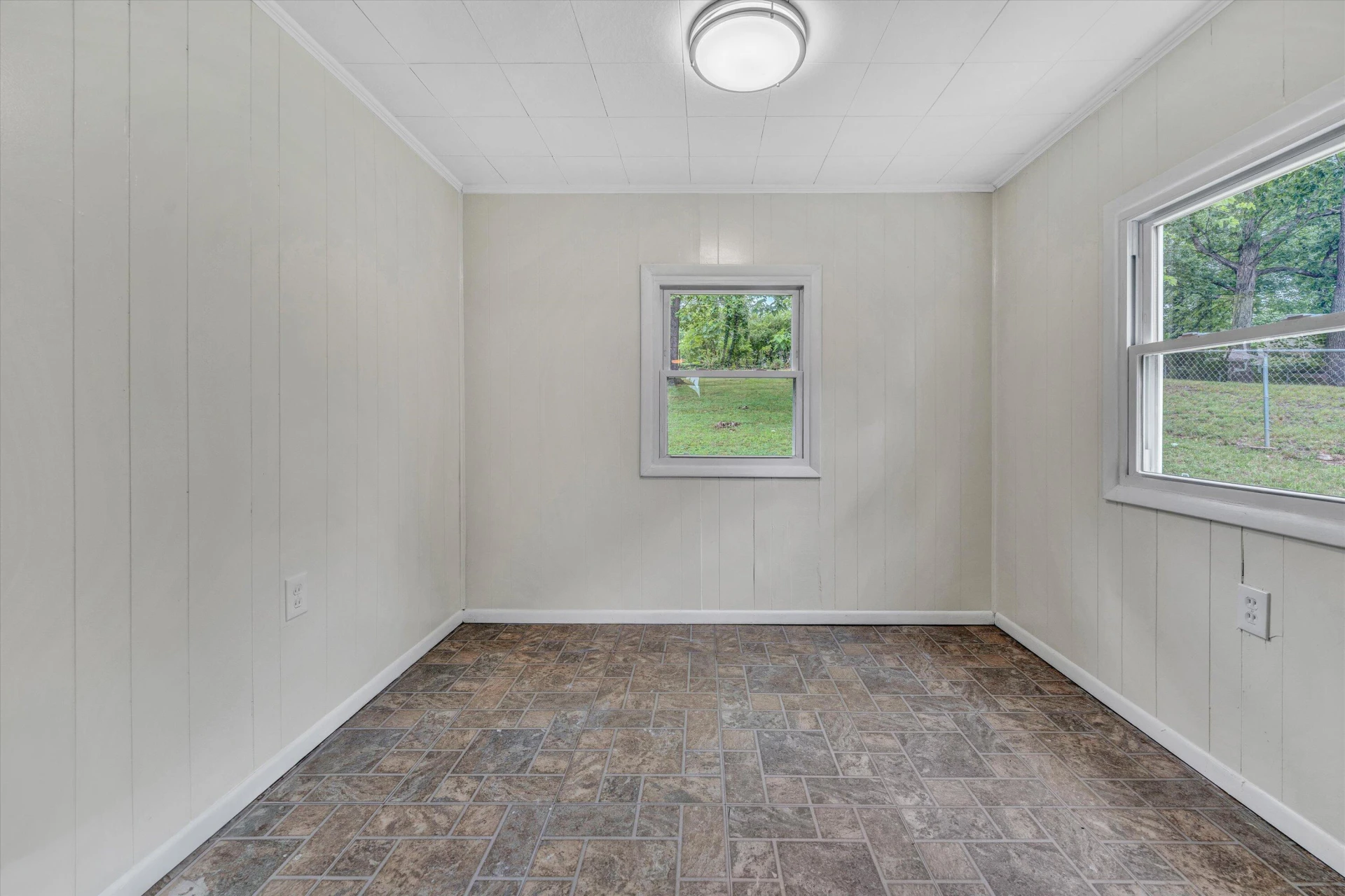 416 Dalewood AVE - Photo 11